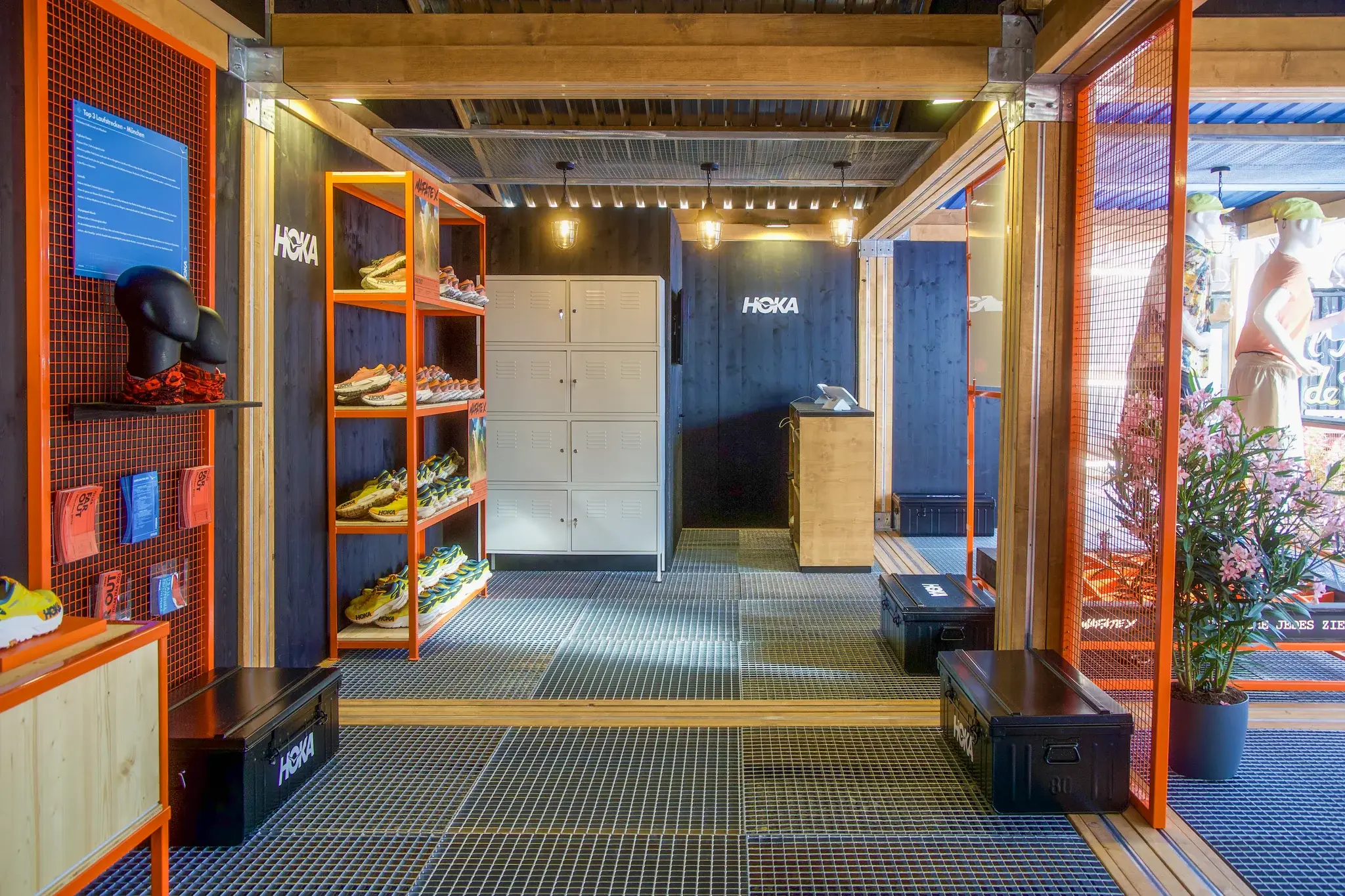 HOKA REFUGE – 2025
